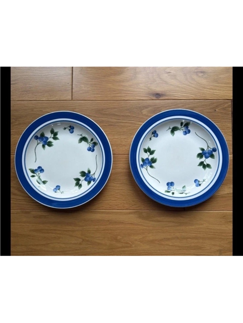 LL Bean Blueberry Stoneware Salad Plates 8.5” Set Of 2 Retired Cottagecore - Picture 6 of 6